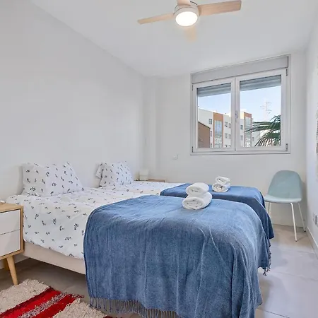 Lovely 3 Bedroom Next To Higueron Area. * 푸엔히롤라