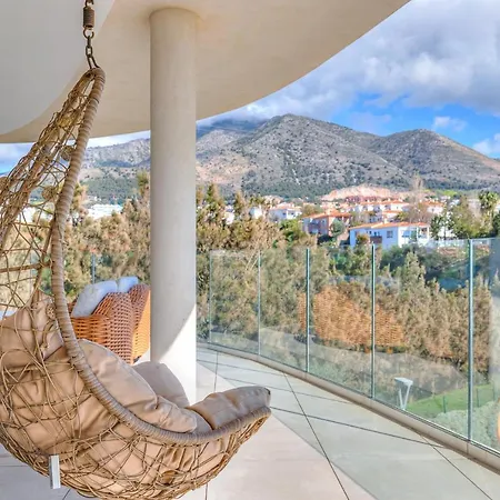 Lejlighed Lovely 3 Bedroom Next To Higueron Area. *