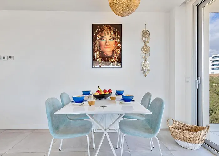 Апартаменты Lovely 3 Bedroom Next To Higueron Area. Фуэнхирола