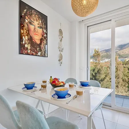 Apartament Lovely 3 Bedroom Next To Higueron Area.