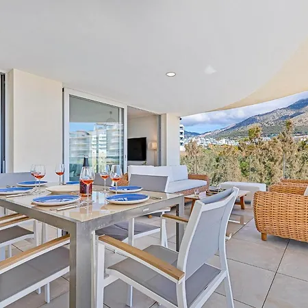 Lovely 3 Bedroom Next To Higueron Area. Apartament