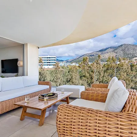 Apartament Lovely 3 Bedroom Next To Higueron Area. Fuengirola