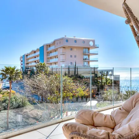 Lovely 3 Bedroom Next To Higueron Area. Appartement