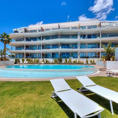 Lovely 3 Bedroom Next To Higueron Area. Appartement