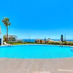 Lovely 3 Bedroom Next To Higueron Area. Apartment *